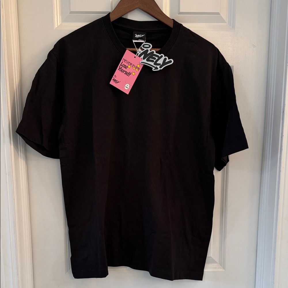 Black Short Sleeve Men's Tee